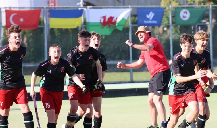 Sheer delight as Ned and Co celebrate